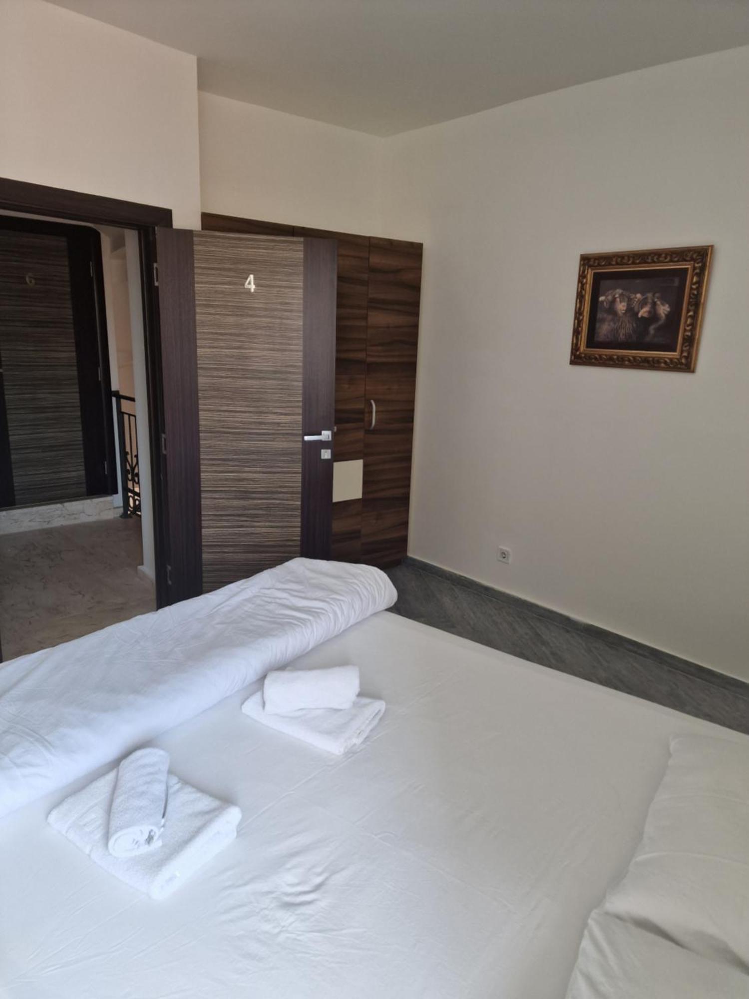 Rooms Dana Old Town Μπούντβα Εξωτερικό φωτογραφία