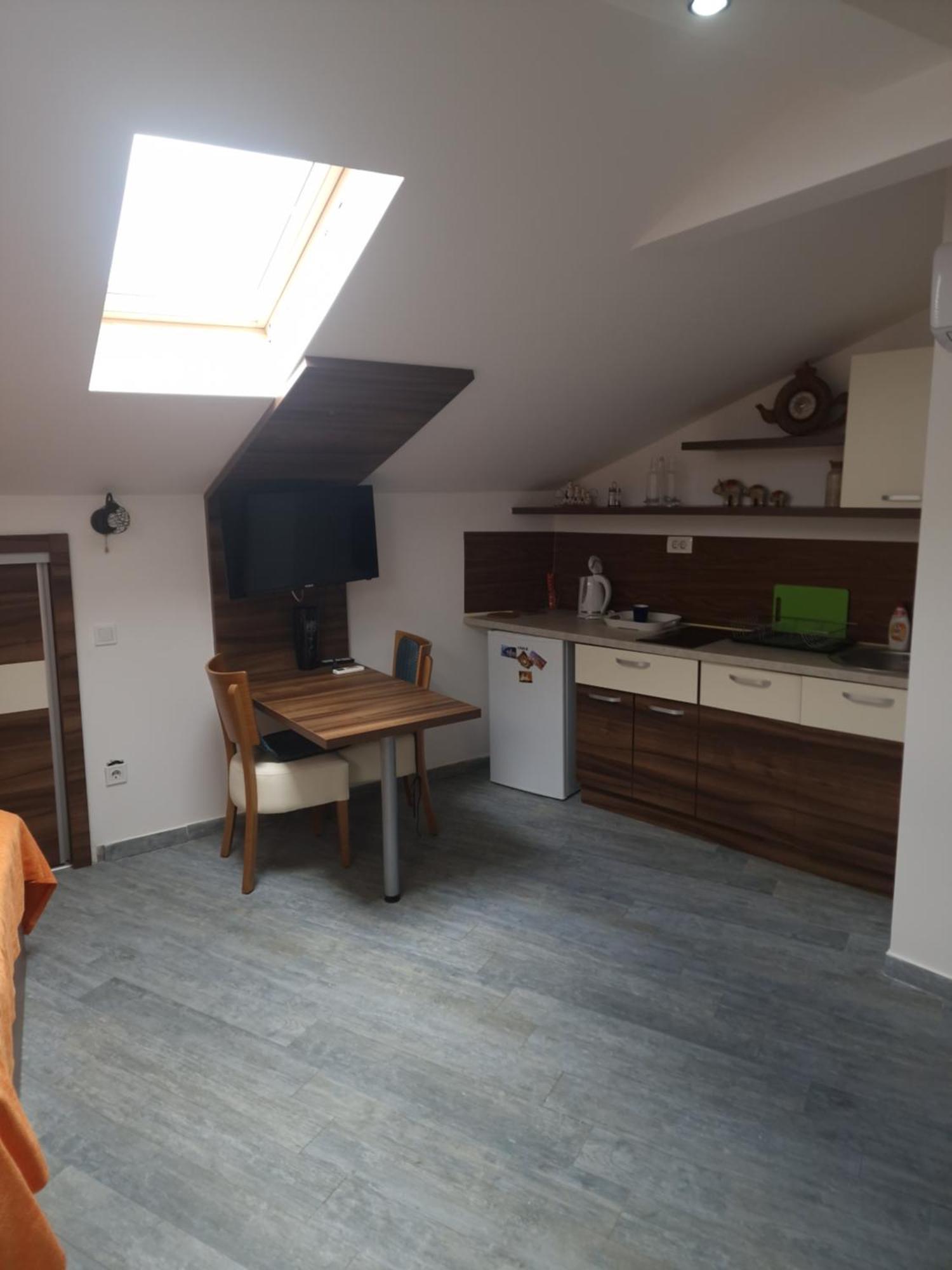 Rooms Dana Old Town Μπούντβα Δωμάτιο φωτογραφία