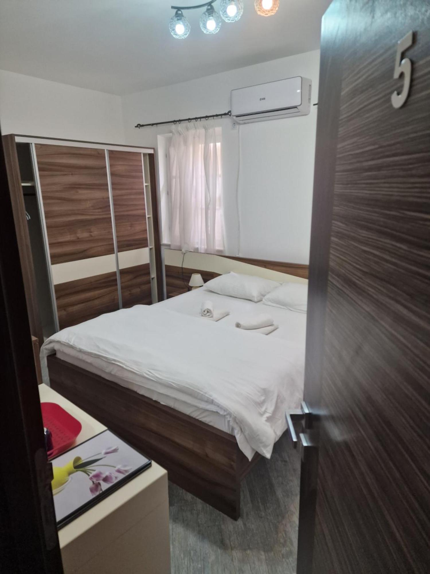 Rooms Dana Old Town Μπούντβα Δωμάτιο φωτογραφία